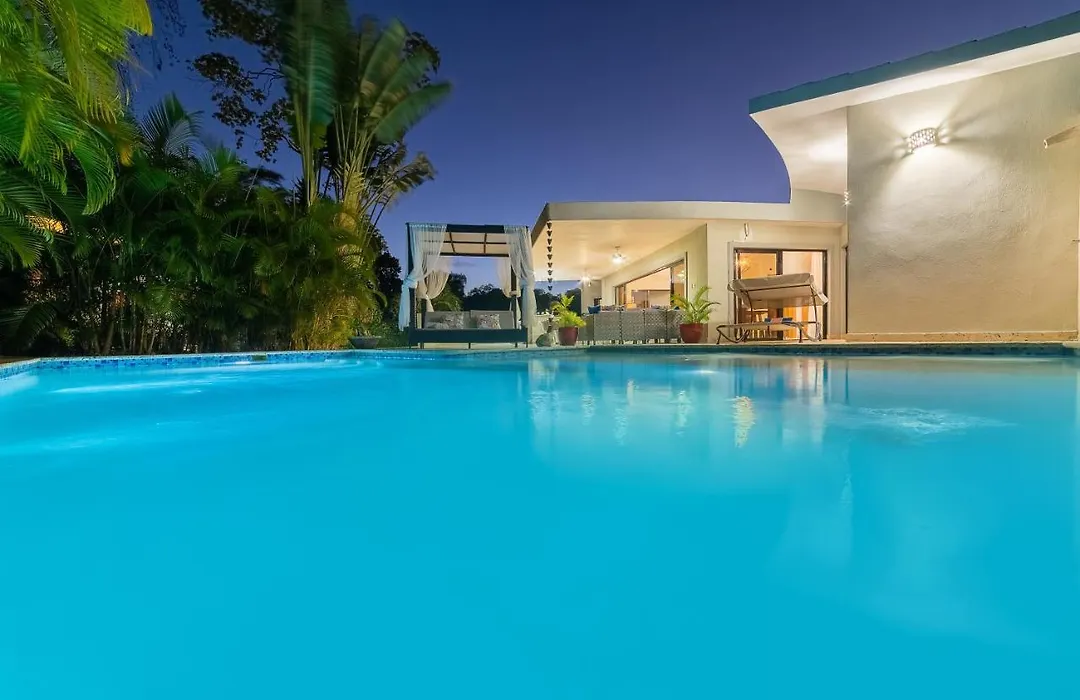 883 Residencial Casa Linda-1